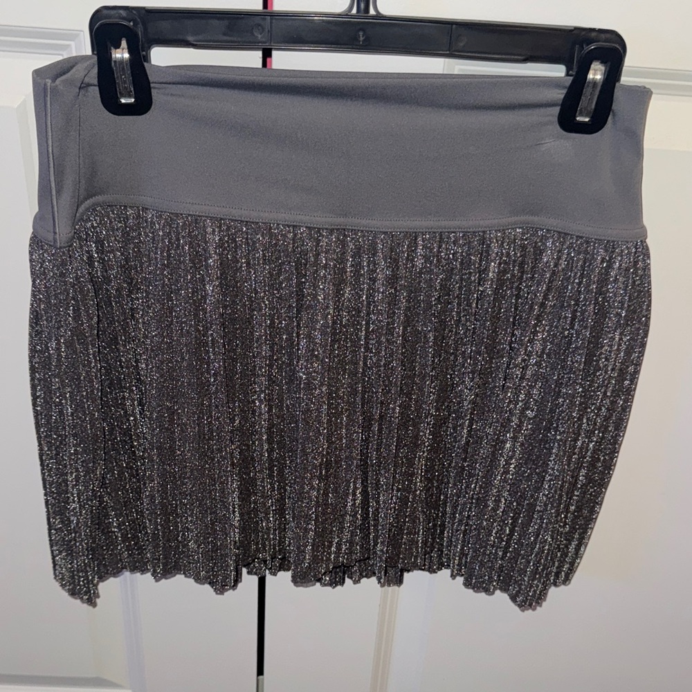 Chic Metallic Gray Mini Skirt